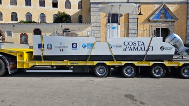 In Costiera Amalfitana arriva l’unità navale antinquinamento