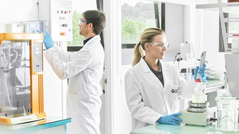 Evoluzione e importanza dei gas puri e speciali nei laboratori