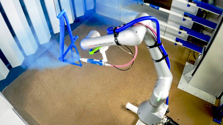 Robot collaborativo per verniciatura certificato ATEX