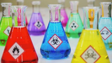 Etichette pronte e stampanti per la segnaletica di sicurezza